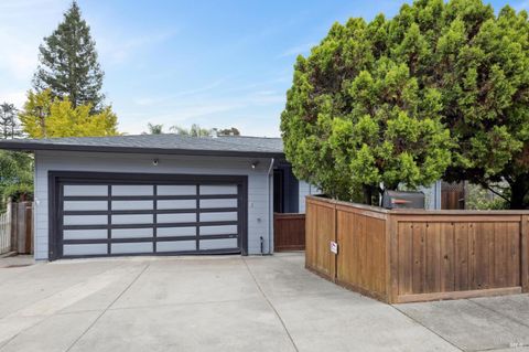 Photo of 6 Madrona Street, San Rafael, CA 94901 (MLS # 325099104)