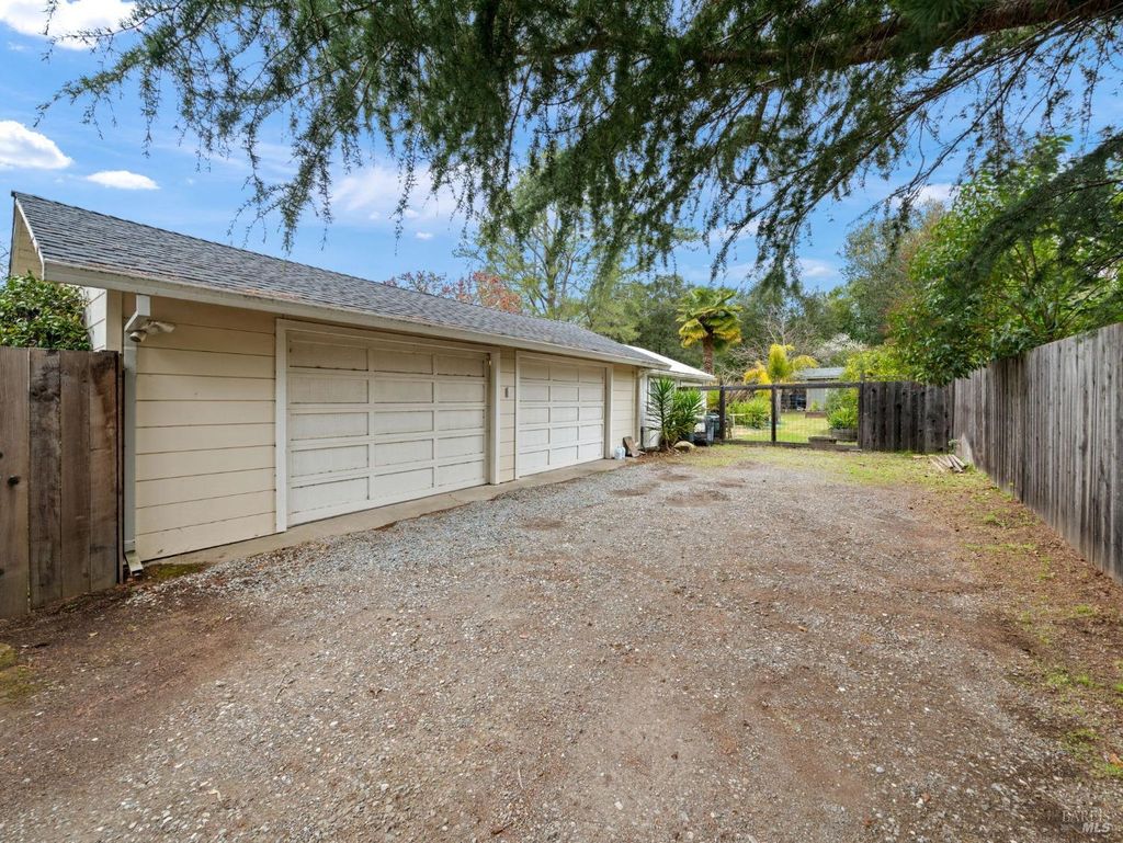 listing image 42
