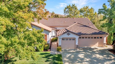 Photo of 2722 Washburn Court, Vallejo, CA 94591 (MLS # 326020538)