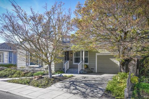 Photo of 1142 Legion Avenue, Napa, CA 94559 (MLS # 326010040)