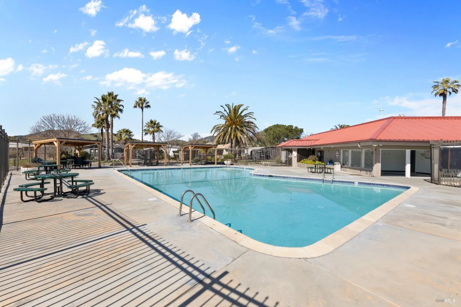 San Rafael, California 94903, United States, 4 Bedrooms Bedrooms, ,2 BathroomsBathrooms,Residential,Active,87411