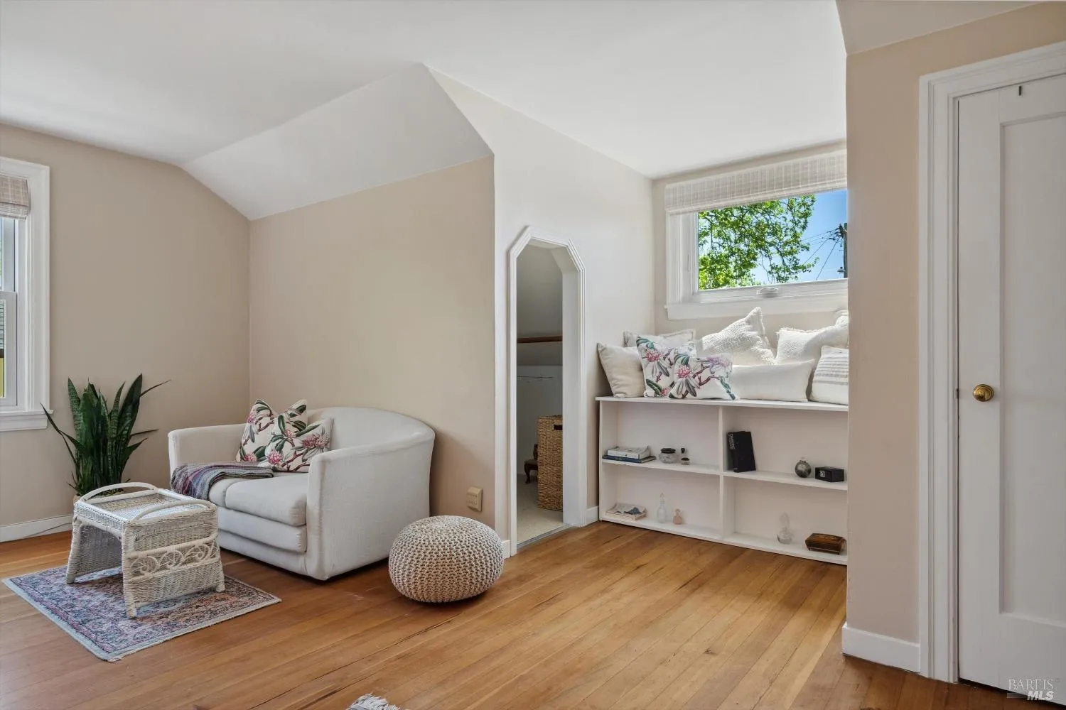 Napa, California 94559, United States, 3 Bedrooms Bedrooms, ,3 BathroomsBathrooms,Residential,Pending,105459