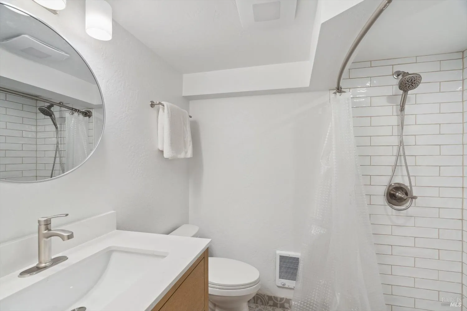 Napa, California 94559, United States, 3 Bedrooms Bedrooms, ,3 BathroomsBathrooms,Residential,Pending,105459