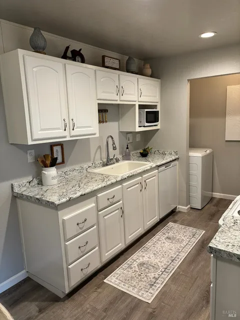 MLS: 325037586
