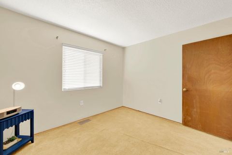 listing image 40
