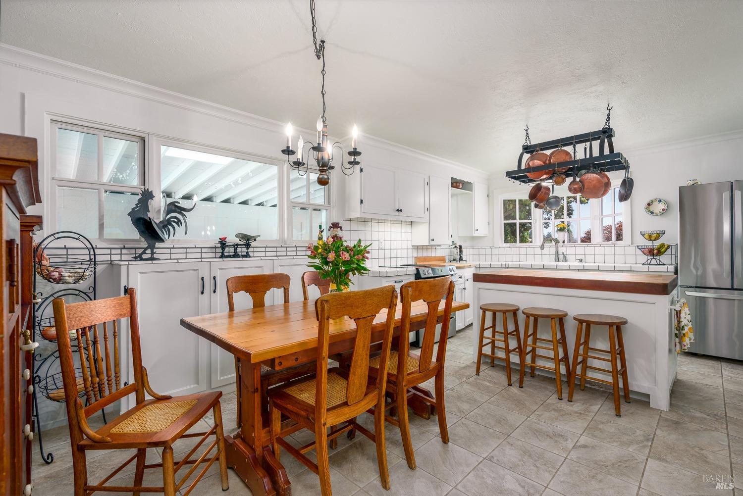 Ukiah, California, 95482, United States, 4 Bedrooms Bedrooms, ,3 BathroomsBathrooms,Residential,Active,1963393