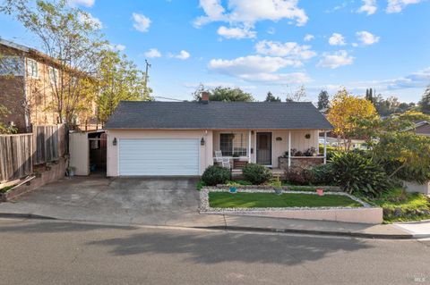 Photo of 501 Baywood Drive, Vallejo, CA 94591 (MLS # 325097924)