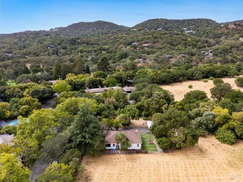 Photo of 4499 Green Valley Road, Fairfield, CA 94534 (MLS # 325086689)