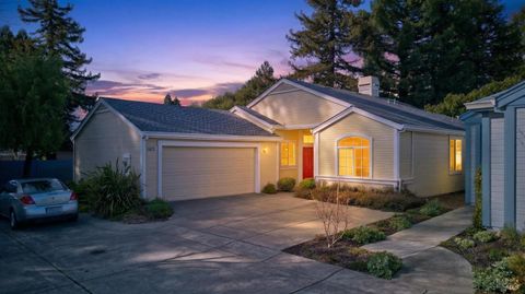 Photo of 6539 Pine Valley Drive, Santa Rosa, CA 95409 (MLS # 326014758)