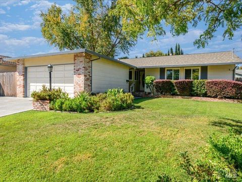 Photo of 2431 Norton Street, Napa, CA 94558 (MLS # 325083458)