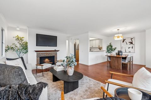 Photo of 65 Scottsdale Way, Novato, CA 94947 (MLS # 325096894)