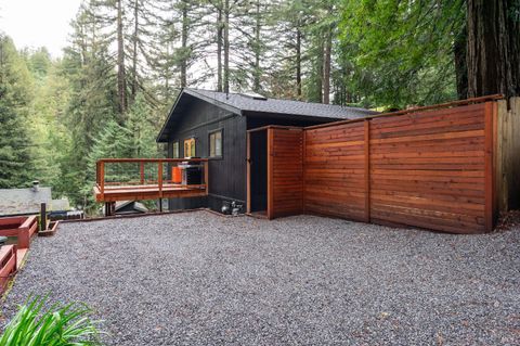 Photo of 14225 Cherry Street, Guerneville, CA 95446 (MLS # 326002551)