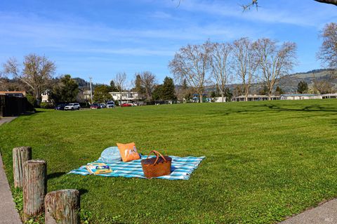 Photo of 1816 Primavera Court, Santa Rosa, CA 95409 (MLS # 326008244)