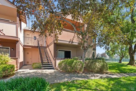 Photo of 8201 Camino Colegio #120, Rohnert Park, CA 94928 (MLS # 325079472)