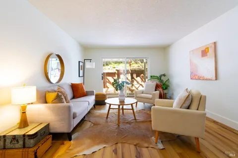 396 Cascade Drive, Fairfax, CA 94930 - MLS#: 325032114