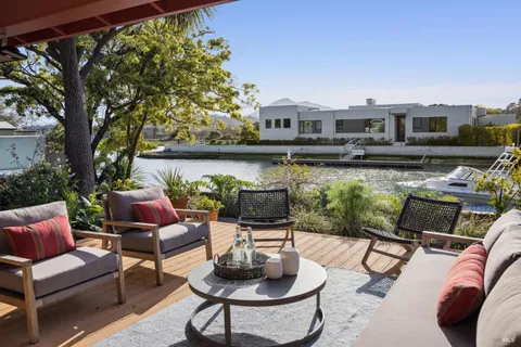 84 Sea Way, San Rafael, CA 94901 - MLS#: 325023903