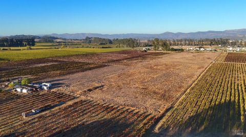 Photo of 2110 Cuttings Wharf Road, Napa, CA 94559 (MLS # 325097858)