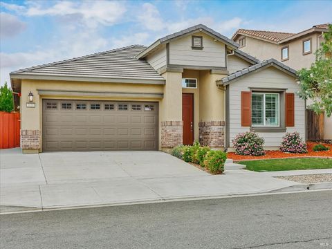 Photo of 3121 Muse Way, Fairfield, CA 94533 (MLS # 325087420)