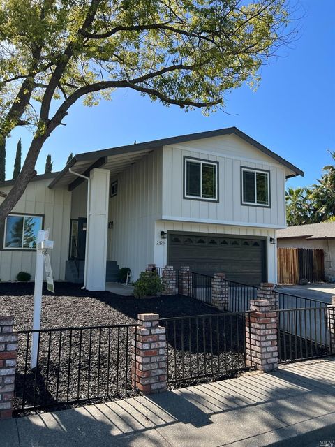 Featured picture for the property 323031316