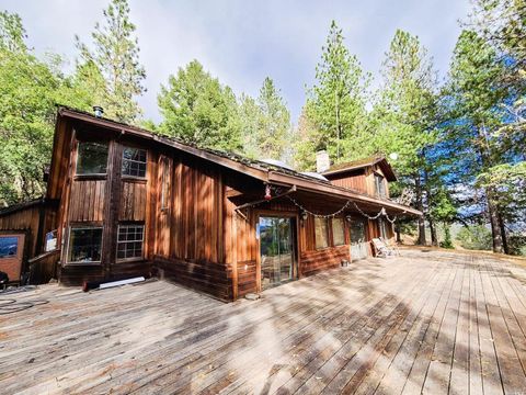 Photo of 26850 Hwy 162, Covelo, CA 95428 (MLS # 326018753)