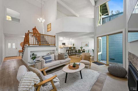 Photo of 2302 Marylyn Circle, Petaluma, CA 94954 (MLS # 326022781)