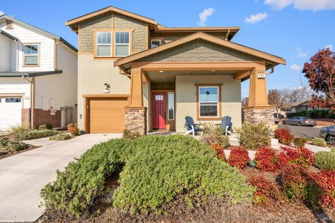 Photo of 591 Madison Street, Petaluma, CA 94952 (MLS # 326009288)