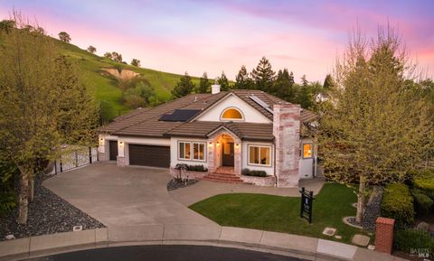 Photo of 267 Alta Mira Drive, Vacaville, CA 95688 (MLS # 326013178)