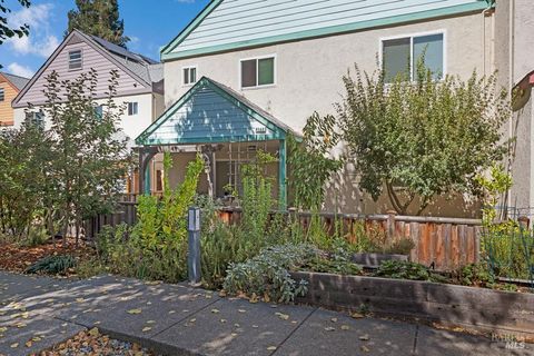 Photo of 8148 Bodega Avenue, Sebastopol, CA 95472 (MLS # 325081762)