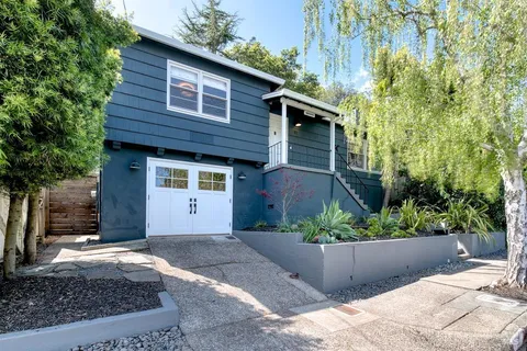 MLS: 325035045