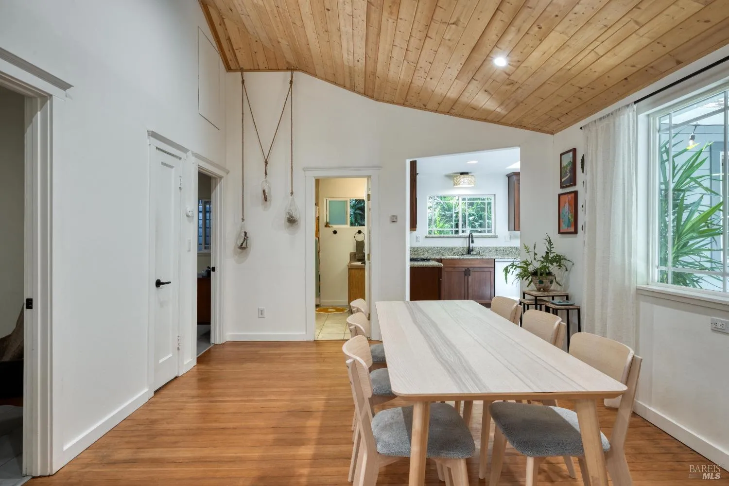 Guerneville, California 95446, United States, 2 Bedrooms Bedrooms, ,1 BathroomBathrooms,Residential,Active,130220