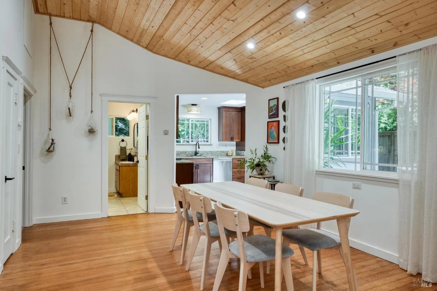 Guerneville, California 95446, United States, 2 Bedrooms Bedrooms, ,1 BathroomBathrooms,Residential,Active,130220