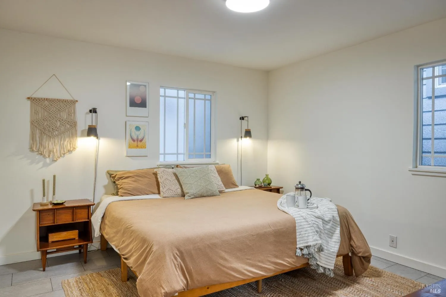 Guerneville, California 95446, United States, 2 Bedrooms Bedrooms, ,1 BathroomBathrooms,Residential,Active,130220