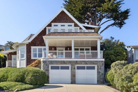 Photo of 2105 Mar East Street, Tiburon, CA 94920 (MLS # 325072474)