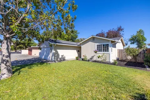 2056 San Gabriel Street, Fairfield, CA 94533 - MLS#: 325025972