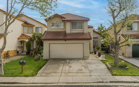 Photo of 412 Craven Drive, Suisun City, CA 94585 (MLS # 325091029)
