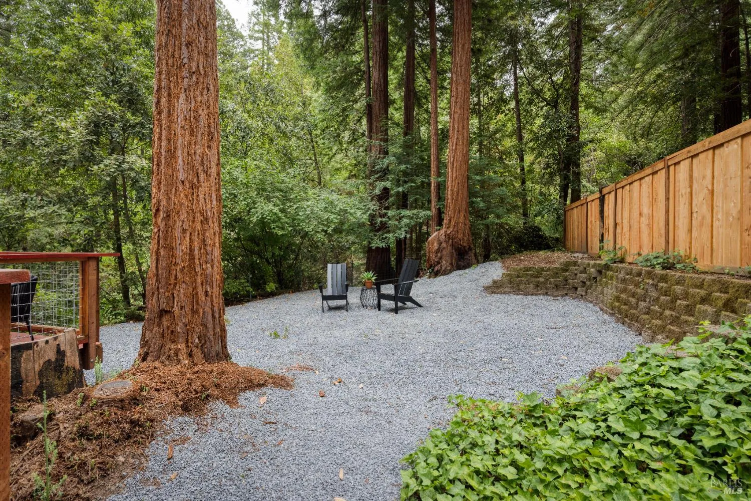 Guerneville, California 95446, United States, 4 Bedrooms Bedrooms, ,4 BathroomsBathrooms,Residential,Active,177386
