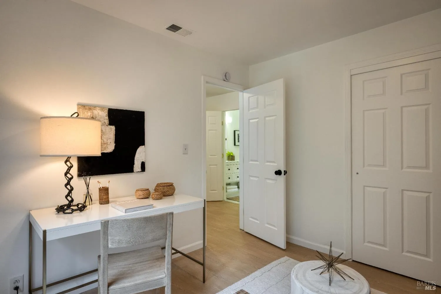 Guerneville, California 95446, United States, 4 Bedrooms Bedrooms, ,4 BathroomsBathrooms,Residential,Active,177386