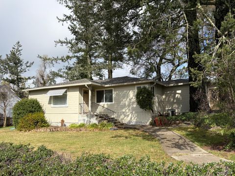 Photo of 450 Sky Oaks Drive, Angwin, CA 94508 (MLS # 326012513)