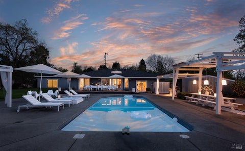 Featured picture for the property 325030329