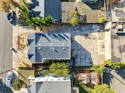 Photo of 1322 Alabama Street, Vallejo, CA 94590 (MLS # 325091103)