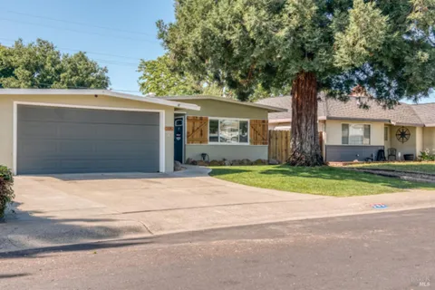 MLS: 325038024