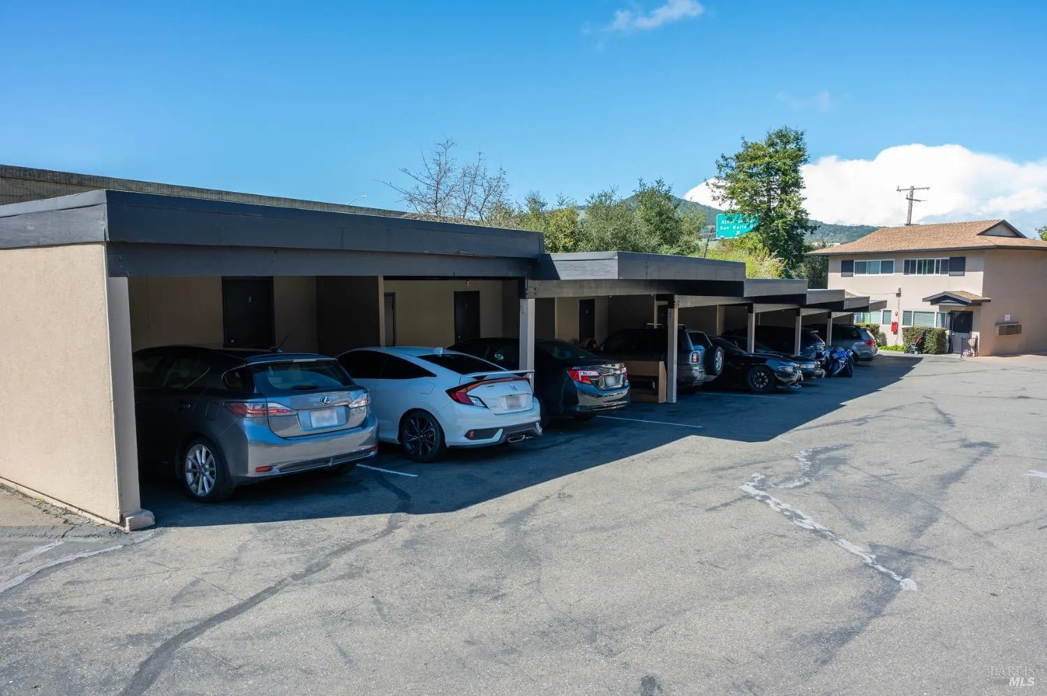 Novato, California 94945, United States, ,Residential,Active,92718