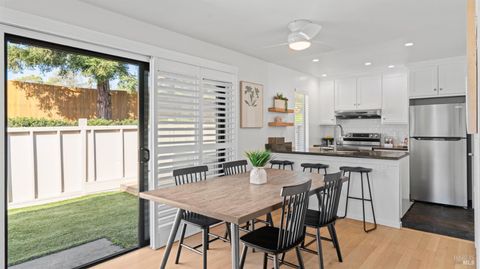 Photo of 76 Dockside Circle, San Rafael, CA 94903 (MLS # 326009969)