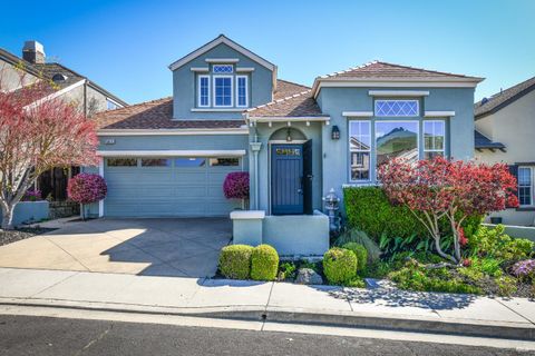 Photo of 5015 Staghorn Drive, Vallejo, CA 94591 (MLS # 326010037)