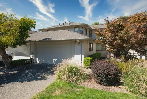 577 6th Street W, Sonoma, CA 95476 - MLS#: 325028289