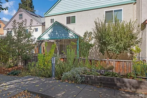 8148 Bodega Avenue, Sebastopol, CA 95472 - #: 326019281