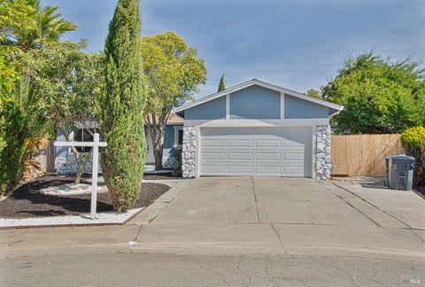 Featured picture for the property 325048211