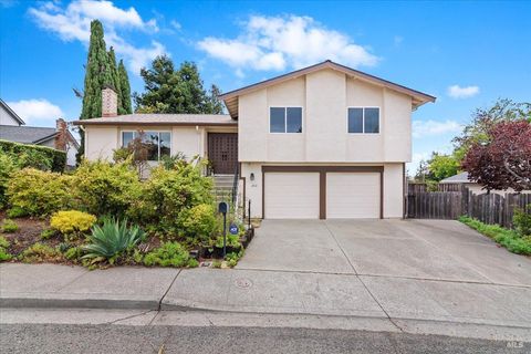 Photo of 263 Carlisle Way, Benicia, CA 94510 (MLS # 325087959)