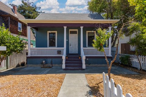 Photo of 1322 Sutter Street, Vallejo, CA 94590 (MLS # 326011332)