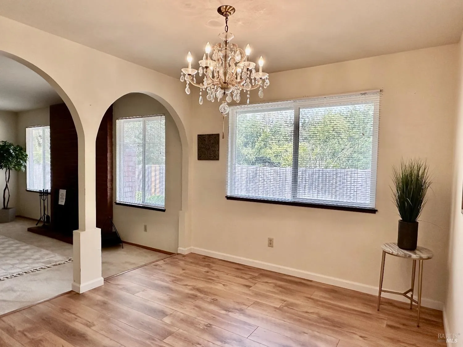 Novato, California 94947, United States, 4 Bedrooms Bedrooms, ,2 BathroomsBathrooms,Residential,Pending,89293